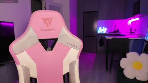 Snapshot of wowlovie666 chatting on 30, 9, 2025 Emi online show from 30, 9, 2025