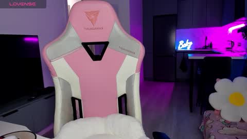 Emi online show from 2, 2, 2026