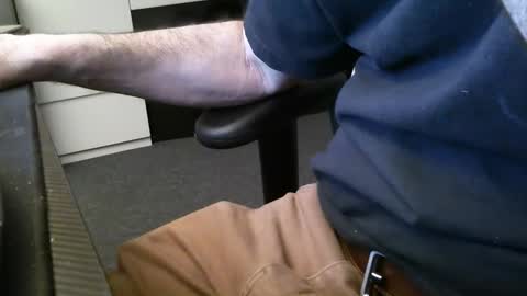 Snapshot of wrangleat0r chatting on 21, 12, 2025 wrangleat0r online show from 21, 12, 2025