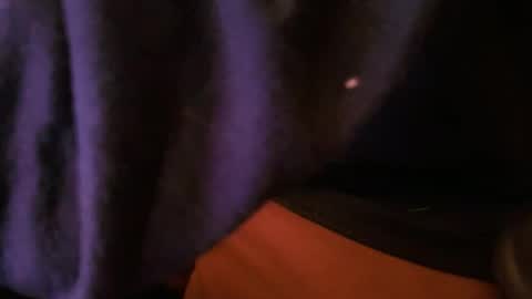 Snapshot of wrangleat0r chatting on 23, 12, 2025 wrangleat0r online show from 23, 12, 2025