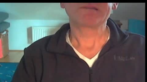 Snapshot of wuki123 chatting on 23, 10, 2025 Wuki online show from 23, 10, 2025