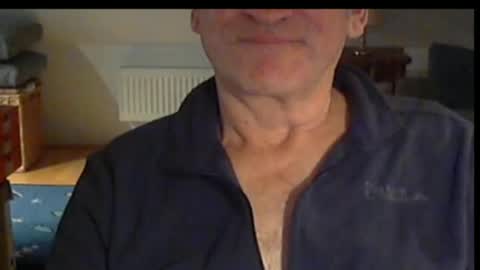 Snapshot of wuki123 chatting on 28, 10, 2025 Wuki online show from 28, 10, 2025