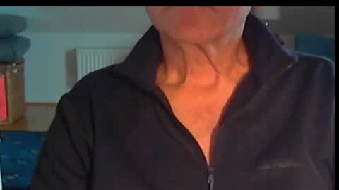 Snapshot of wuki123 chatting on 9, 11, 2025 Wuki online show from 9, 11, 2025