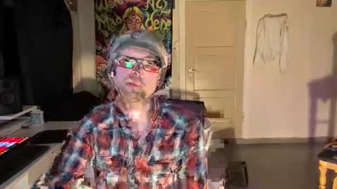 Snapshot of wulffi95 chatting on 6, 3, 2026 wulffi95 online show from 6, 3, 2026