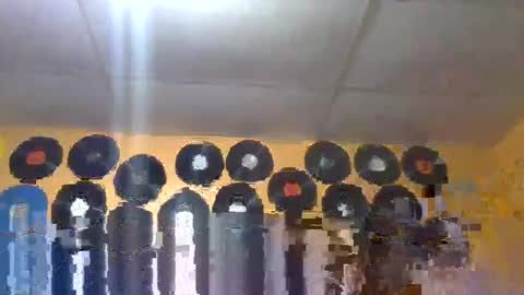 Snapshot of wundrsword33 chatting on 14, 11, 2025 BONER DONOR online show from 14, 11, 2025
