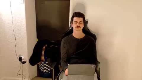 Wyatt online show from 22, 3, 2026