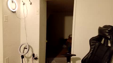 Wyatt online show from 23, 4, 2026