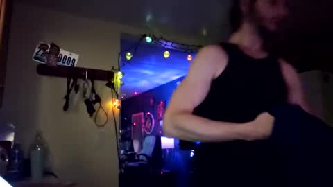 wyiatt online show from 9, 11, 2025