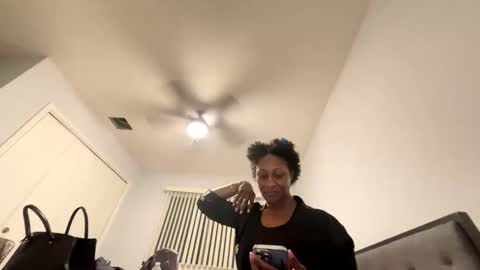 Snapshot of wynterheat chatting on 4, 2, 2025 Wynter Heat online show from 4, 2, 2025