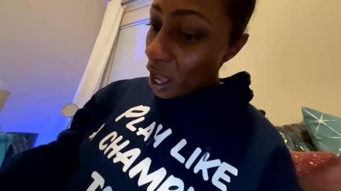 Snapshot of wynterheat chatting on 4, 11, 2025 Wynter Heat online show from 4, 11, 2025