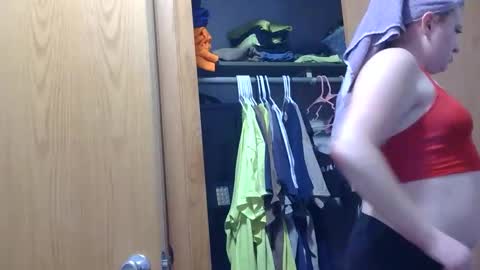 x2kayx2 online show from 6, 3, 2026