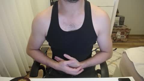 Snapshot of x_____0_____x chatting on 25, 11, 2025 Mr. Lonely online show from 25, 11, 2025