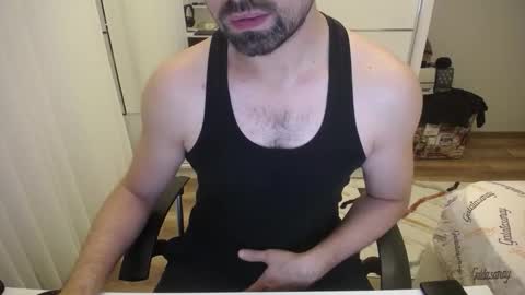 Snapshot of x_____0_____x chatting on 4, 12, 2025 Mr. Lonely online show from 4, 12, 2025