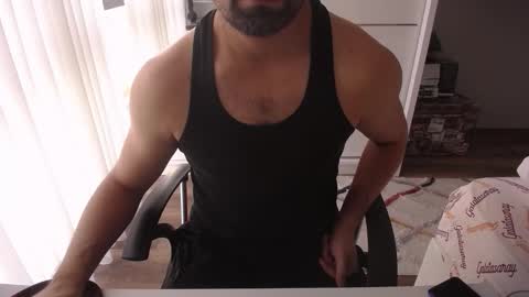 Snapshot of x_____0_____x chatting on 15, 12, 2025 Mr. Lonely online show from 15, 12, 2025