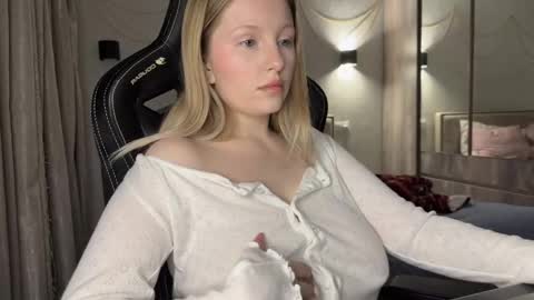 eva online show from 4, 1, 2025