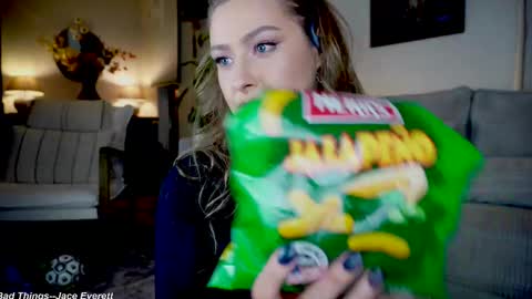 Lily online show from 11, 2, 2025