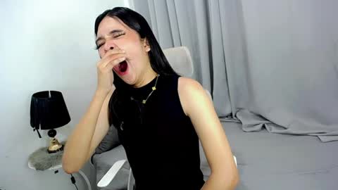 xairah_doux online show from 15, 4, 2026