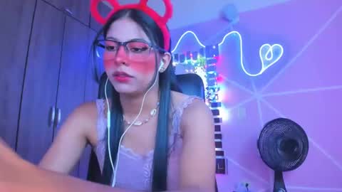 Snapshot of xallysonx_ chatting on 25, 1, 2025 XALLYSONX online show from 25, 1, 2025