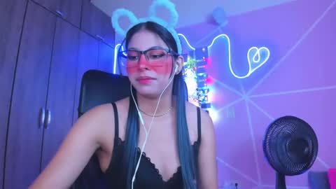 Snapshot of xallysonx_ chatting on 11, 2, 2025 XALLYSONX online show from 11, 2, 2025