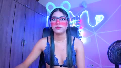 Snapshot of xallysonx_ chatting on 23, 2, 2025 XALLYSONX online show from 23, 2, 2025