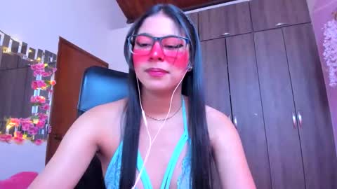 Snapshot of xallysonx_ chatting on 15, 9, 2025 XALLYSONX online show from 15, 9, 2025