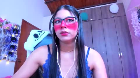 Snapshot of xallysonx_ chatting on 16, 10, 2025 XALLYSONX online show from 16, 10, 2025