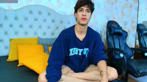 xam_collen online show from 6, 10, 2025