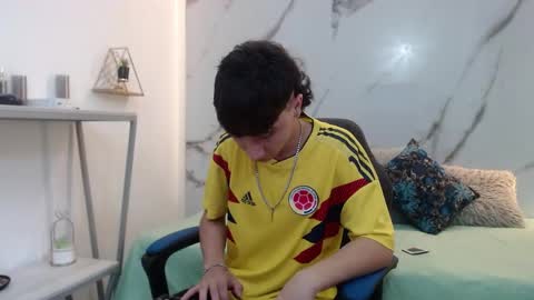 xandergrey8 online show from 21, 4, 2026