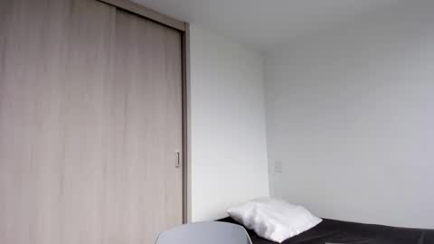 Xavier online show from 14, 2, 2025