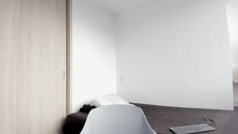 Xavier online show from 28, 2, 2025