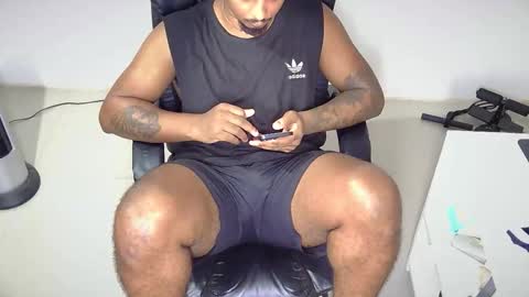 Xavier Miller online show from 25, 10, 2025