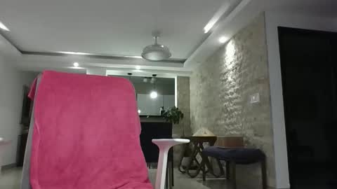 xavii31 online show from 25, 4, 2026