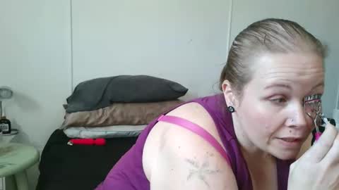 xbeautifulxliex online show from 25, 3, 2026