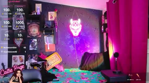 Snapshot of xcaitieragex chatting on 10, 1, 2026 Caitie Rage online show from 10, 1, 2026