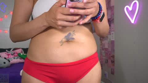 Snapshot of xclusivesecrets chatting on 2, 10, 2025 spoil me here online show from 2, 10, 2025