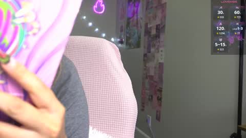 Snapshot of xclusivesecrets chatting on 6, 11, 2025 spoil me here online show from 6, 11, 2025