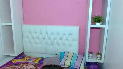 Snapshot of xcoupleplayxx chatting on 26, 5, 2026 xcoupleplayxx online show from 26, 5, 2026