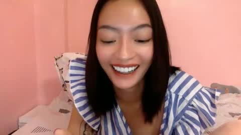 Snapshot of xcxccy19 chatting on 2, 1, 2025 Sachi Cy online show from 2, 1, 2025