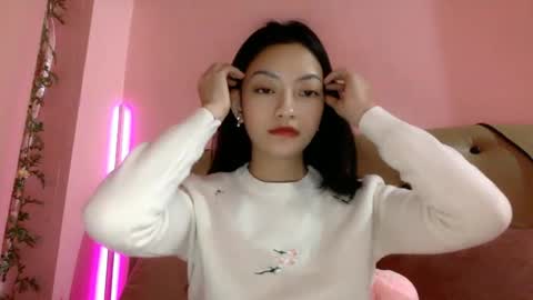 Snapshot of xcxccy19 chatting on 1, 2, 2025 Sachi Cy online show from 1, 2, 2025