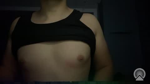 Snapshot of xeesaa chatting on 8, 7, 2026 xeesaa online show from 8, 7, 2026