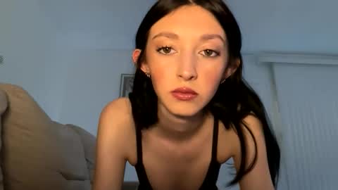 xenadreamx online show from 19, 4, 2026