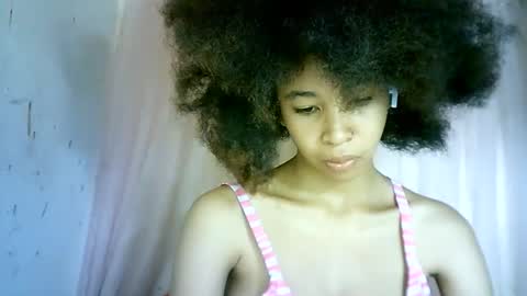 xenna610827 online show from 2, 3, 2025