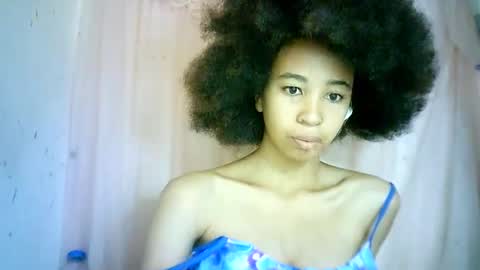 xenna610827 online show from 7, 3, 2025