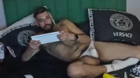 Snapshot of xhristian86 chatting on 9, 1, 2026 DJ Xhristian online show from 9, 1, 2026