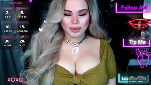 xHUGECOCKTILLCUMX online show from 23, 10, 2025