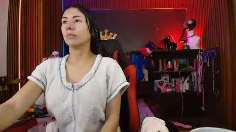 XiaQueen   I M online show from 18, 7, 2026