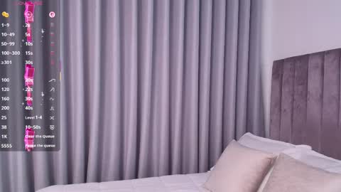 XIMENA LOPEZ online show from 25, 4, 2026