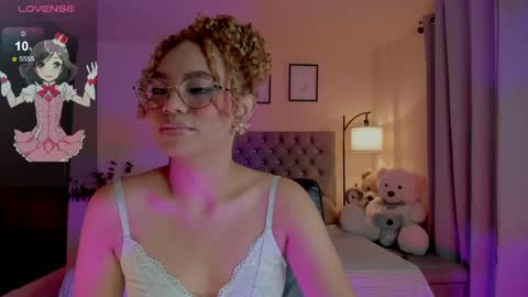 camila online show from 28, 4, 2026