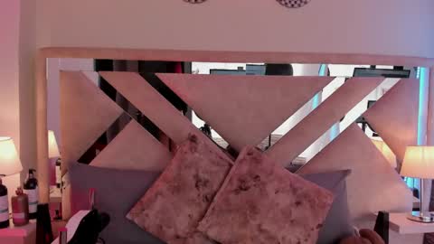 Xime  online show from 19, 4, 2026