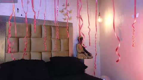 Snapshot of ximenawilliamss chatting on 14, 11, 2025 ximena online show from 14, 11, 2025